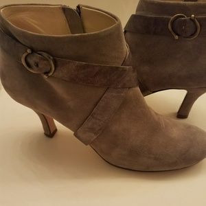 MARCHEZ VOUS Suede Booties